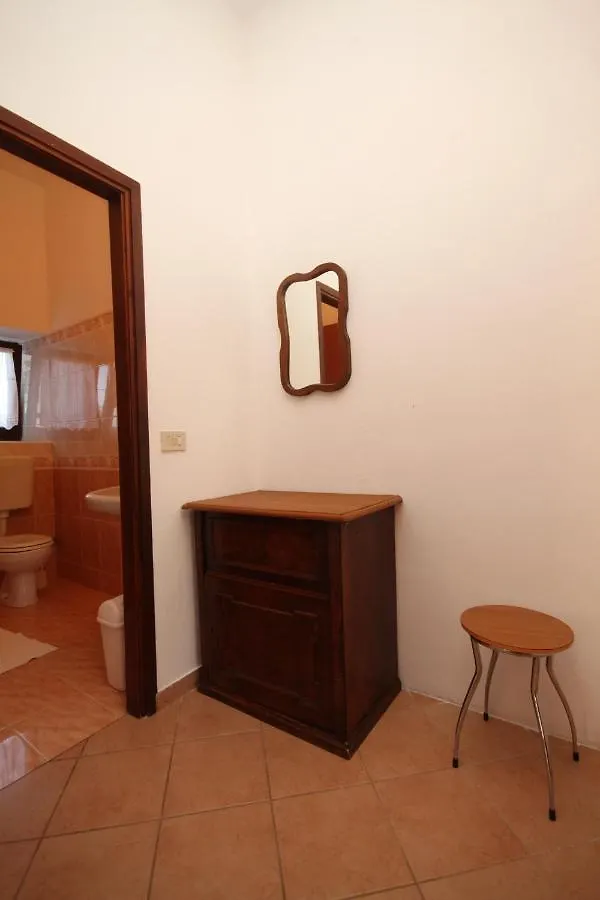 Apartments With A Parking Space Basanija, Umag - 7149 Savudrija
