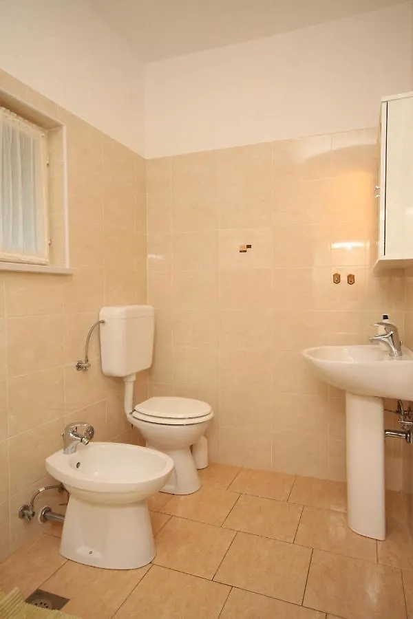 Apartments With A Parking Space Basanija, Umag - 7149 Savudrija