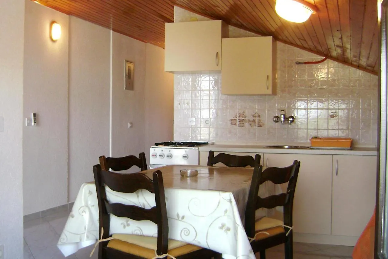 Apartments With A Parking Space Basanija, Umag - 7149 Savudrija