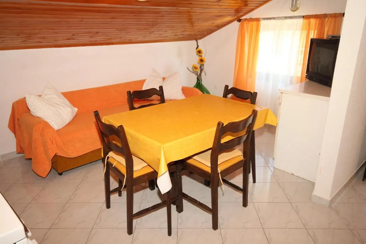 Apartments With A Parking Space Basanija, Umag - 7149 Savudrija