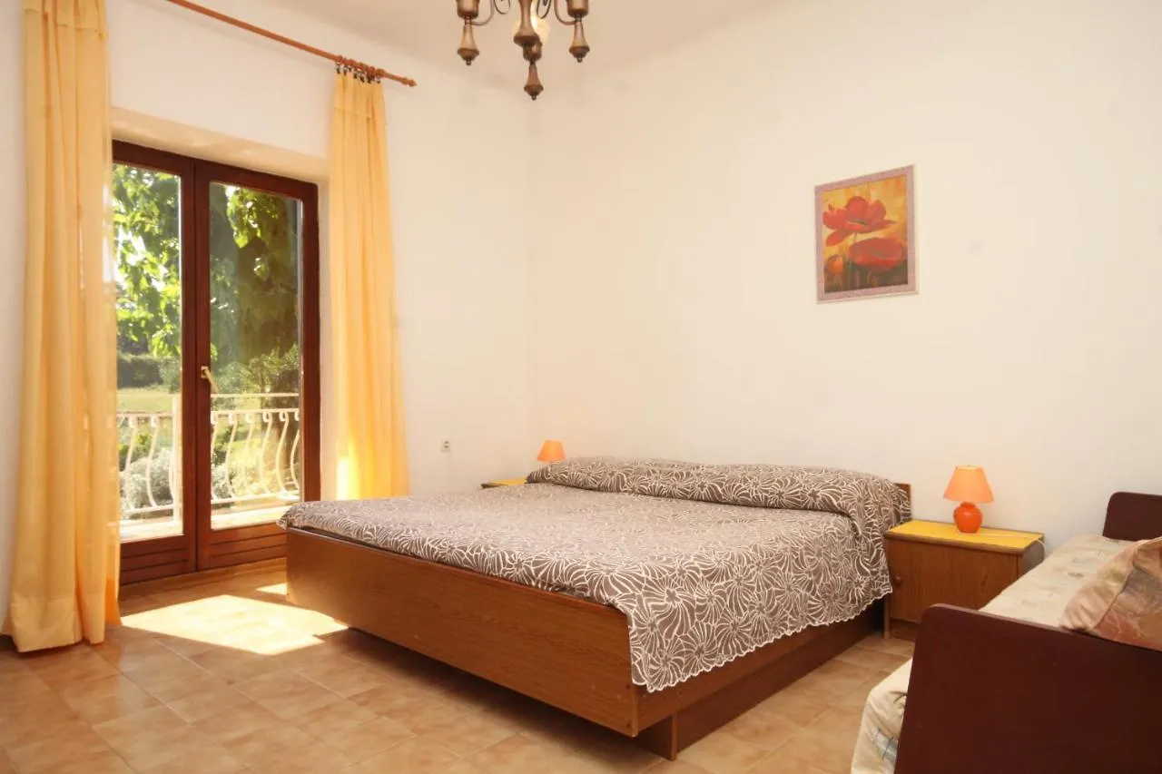 Apartments With A Parking Space Basanija, Umag - 7149 Savudrija 0*,